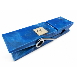 Unikat 10 – Wäscheklammer aus recycling Kunststoff